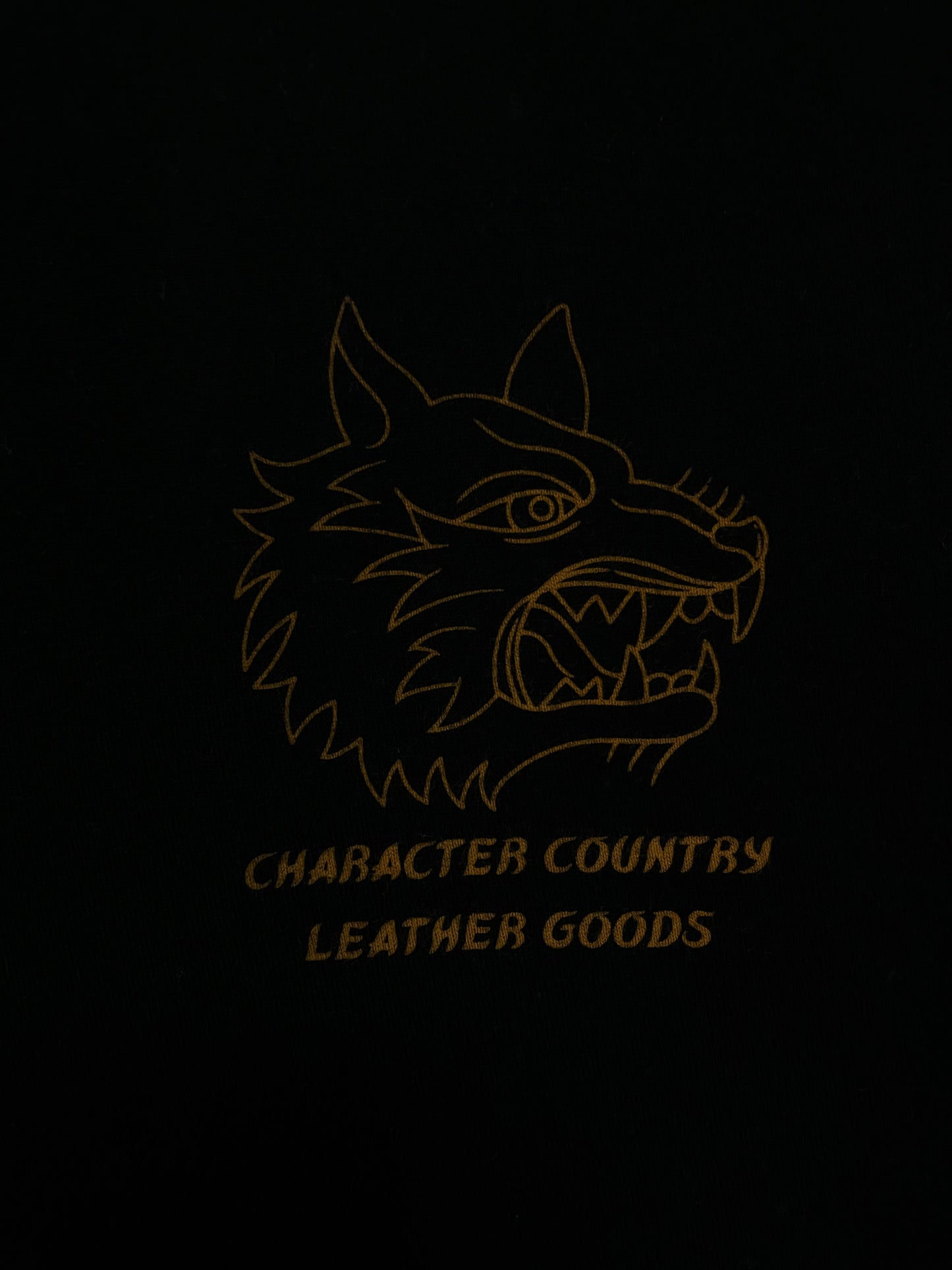 Brementon wolf Leather Goods tee