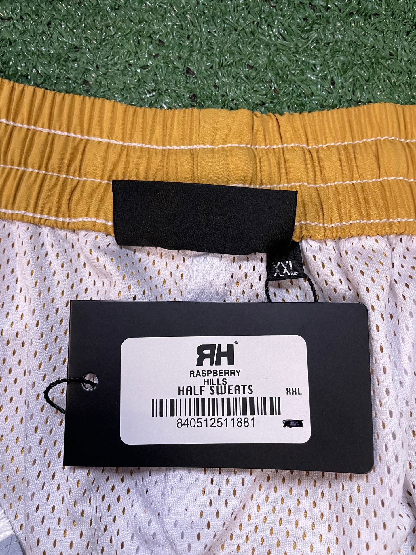 GV Gallery Raspberry hills half & half sweatpants