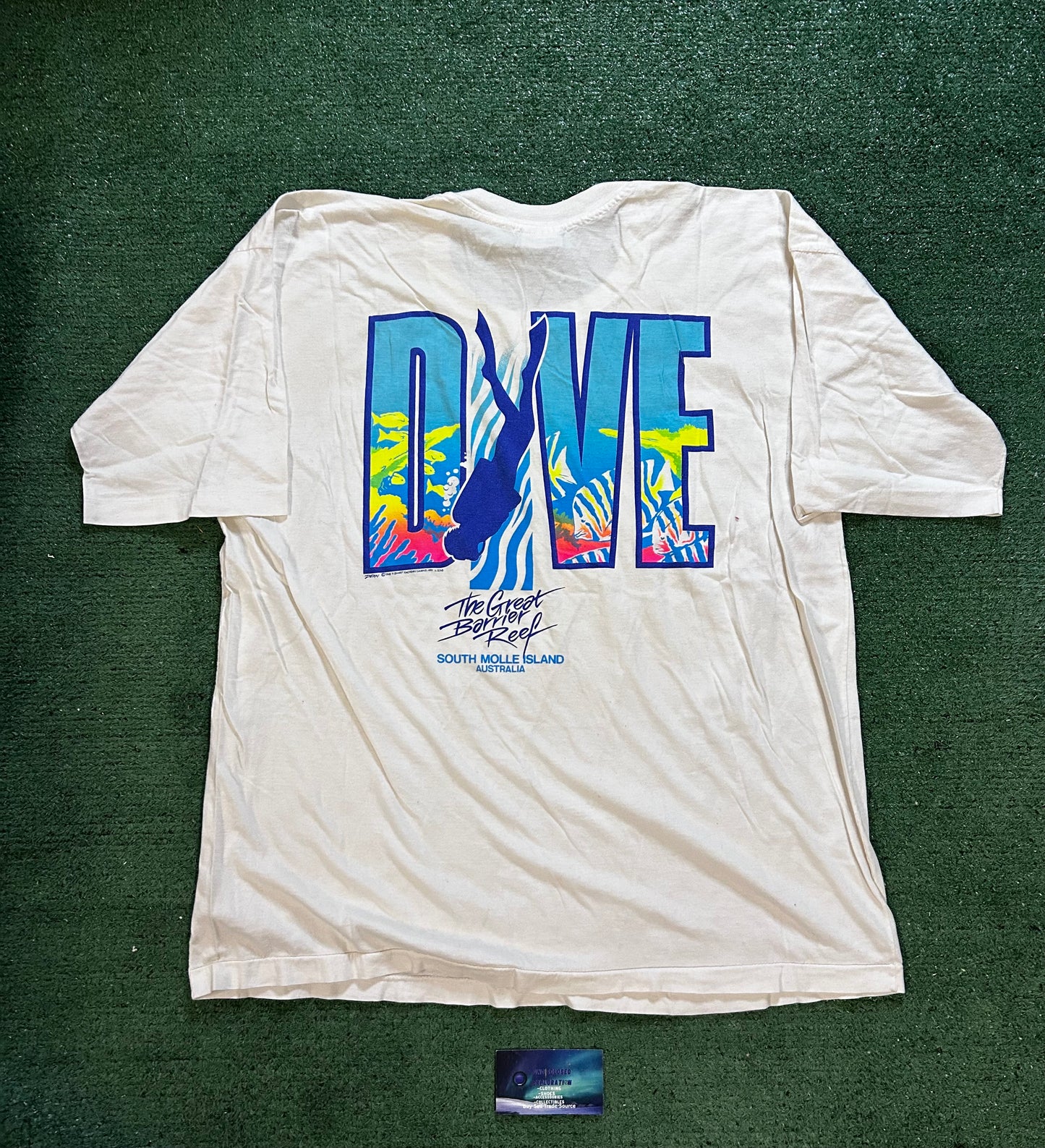 Vintage 1990s the Great Barrier Reef Australia dive tee