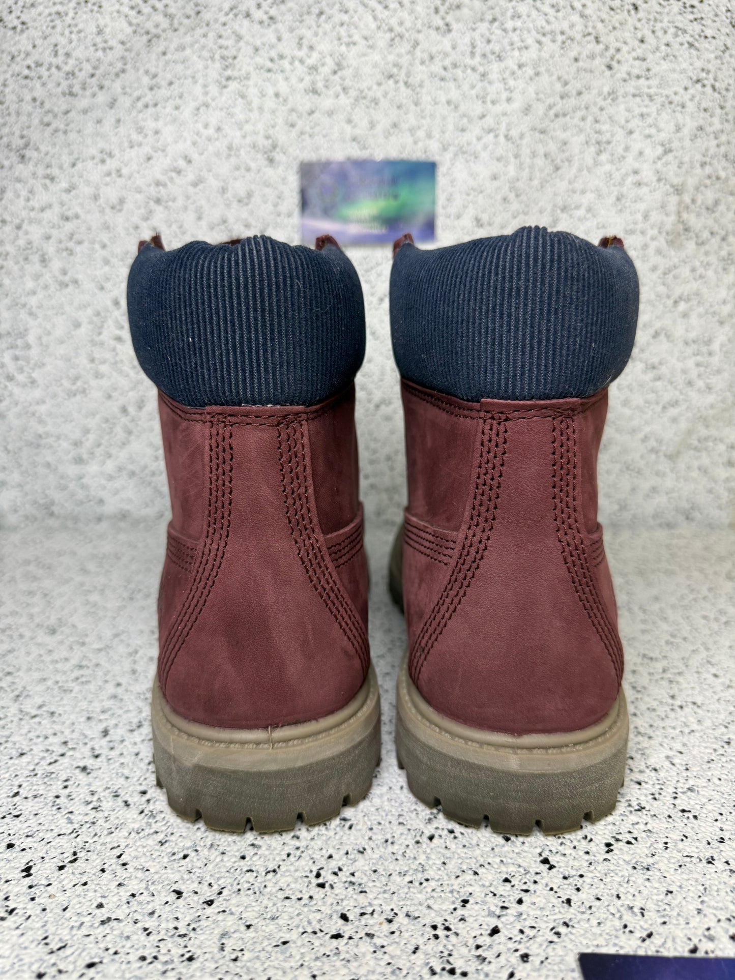 Timberland Burgundy 6 Inch Boots 6.5 Youth/8 Women “Preowned”