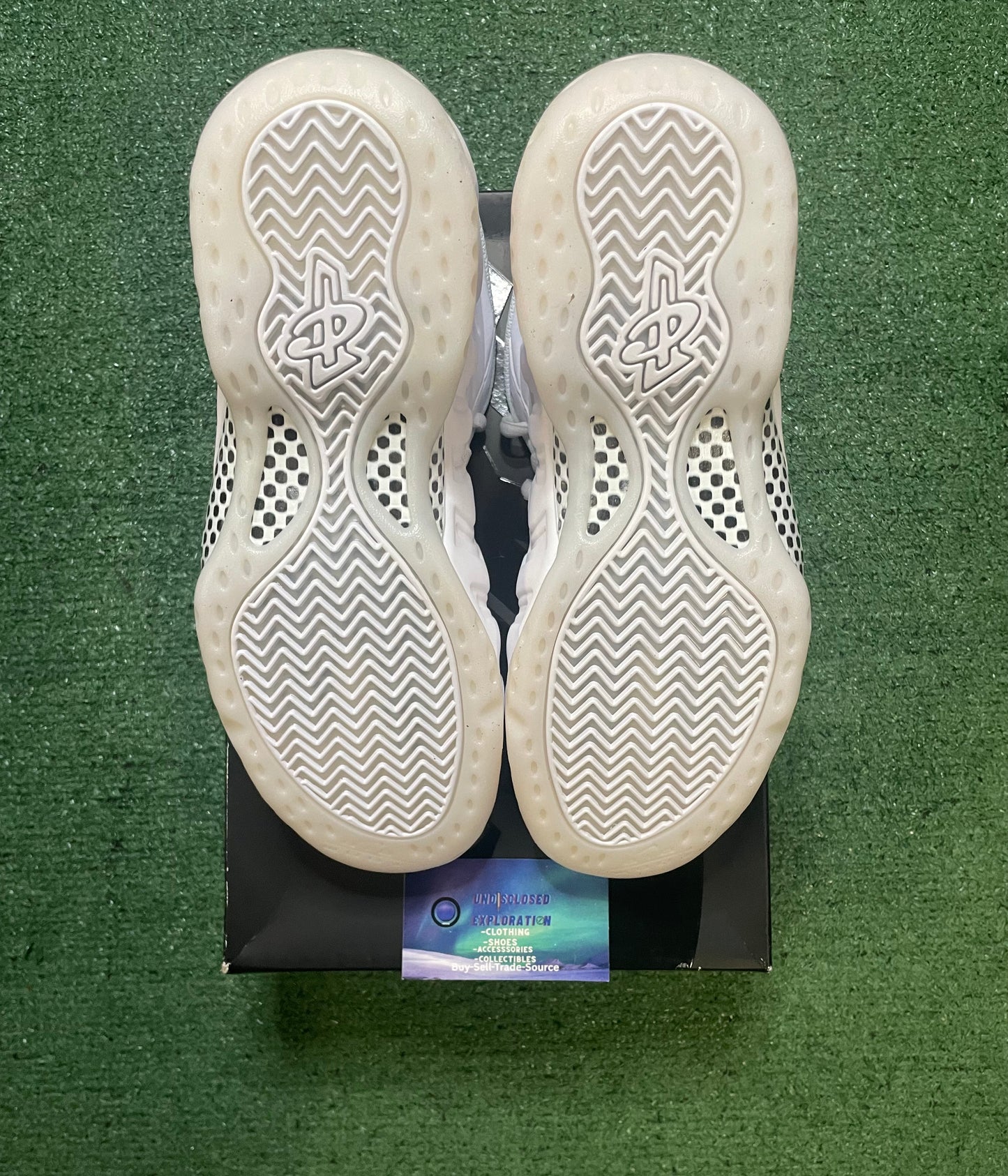 Nike Air Foamposite One triple white