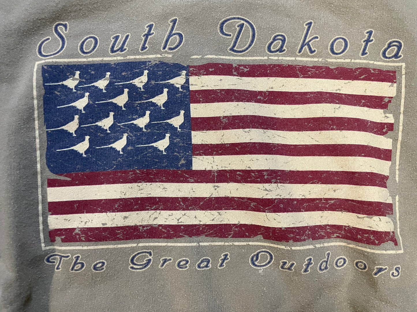 Vintage 1990s South Dakota the great outdoors tan crewneck