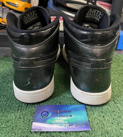 Air Jordan 1  Black Patent anti gravity size 11men/12.5women
