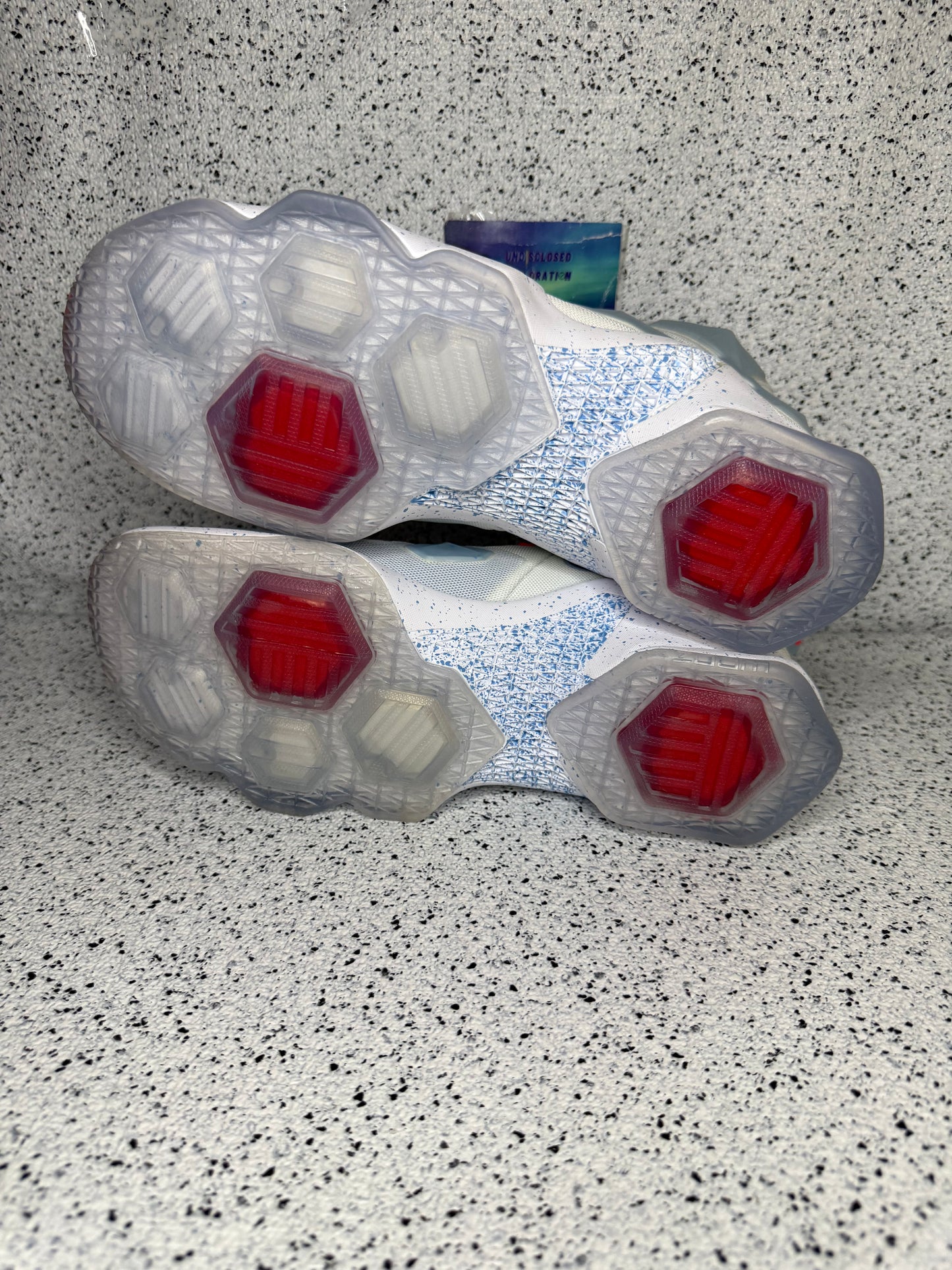 Nike LeBron 13 Christmas