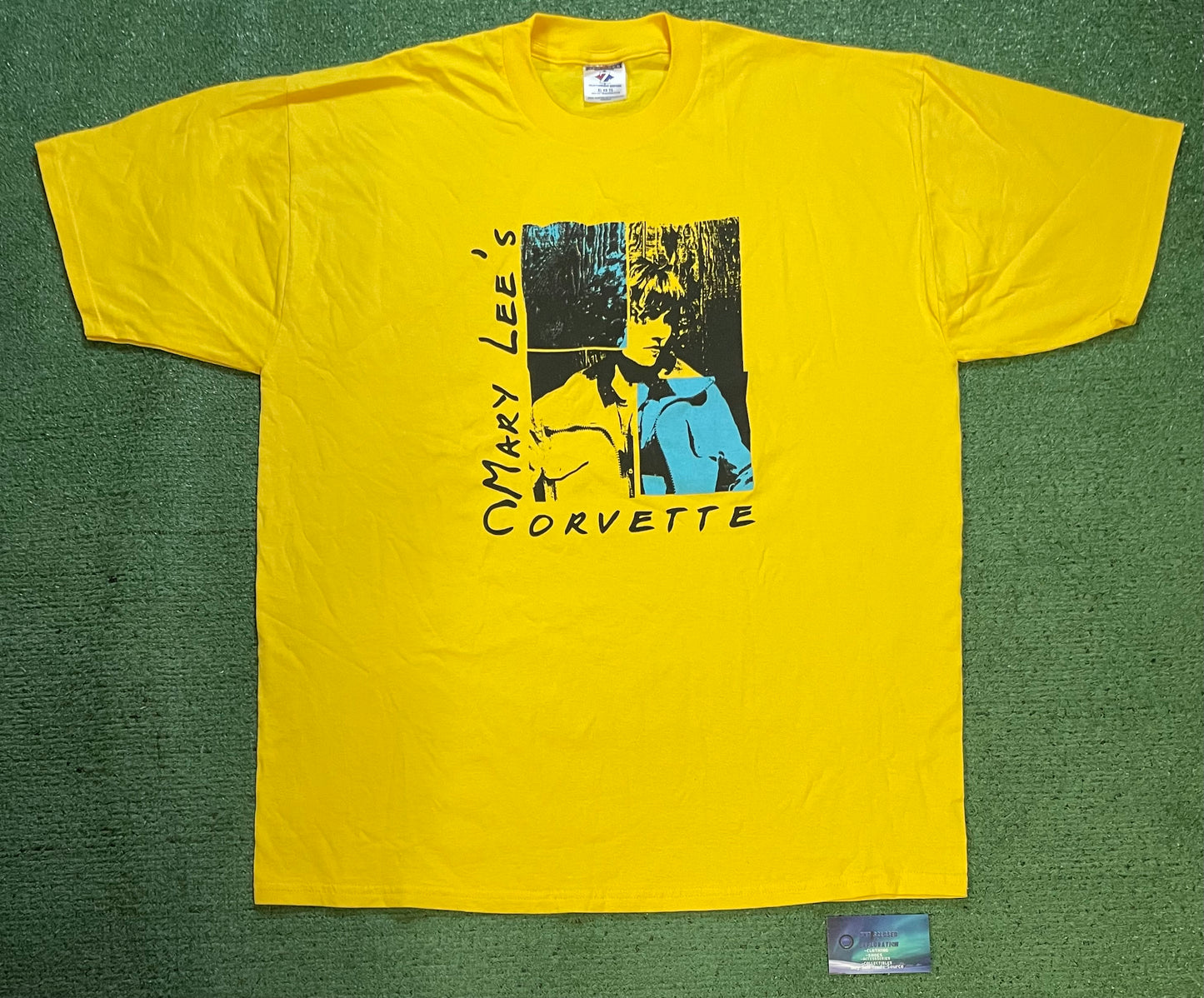 Vintage 1990s Mary Lee’s corvette yellow band tee