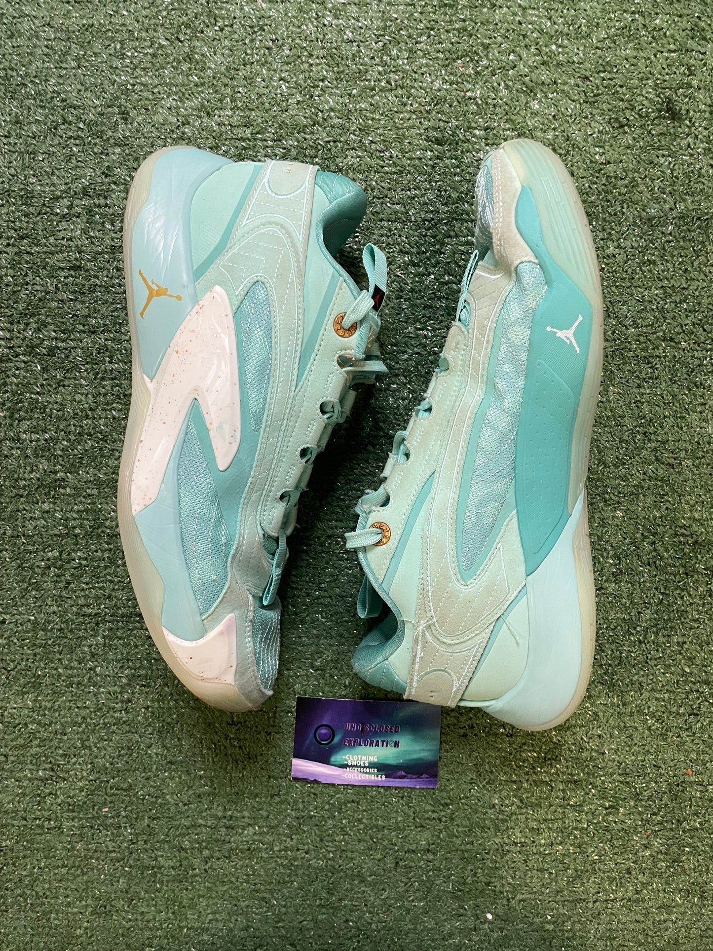 Jordan 2 Luka matador size 10men/11.5women