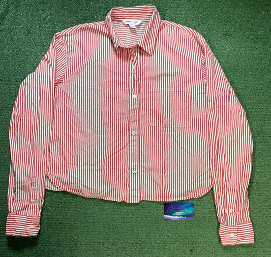 Old Navy red and white cropped shirt