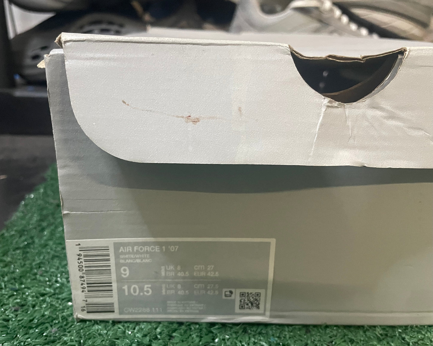 Nike Air Force 1 low triple white size 9men/10.5women