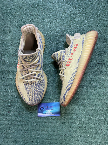Yeezy 350 boost v2 semi frozen size 9.5men/11women