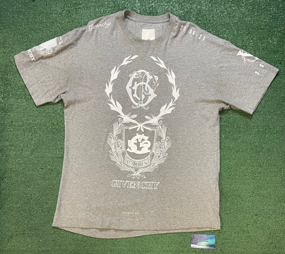 Givenchy crest tee