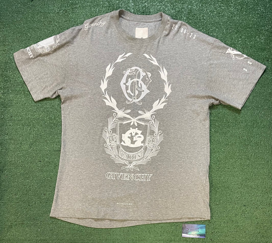 Givenchy crest tee