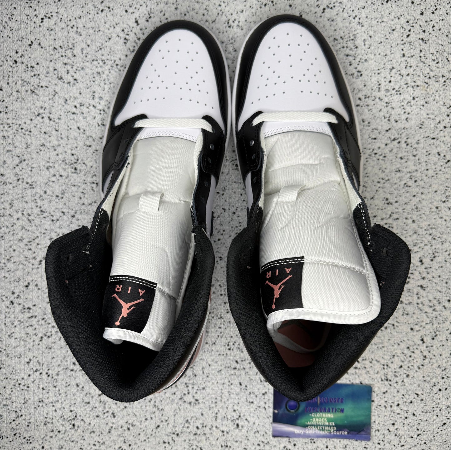 Jordan 1 Mid Rust Pink