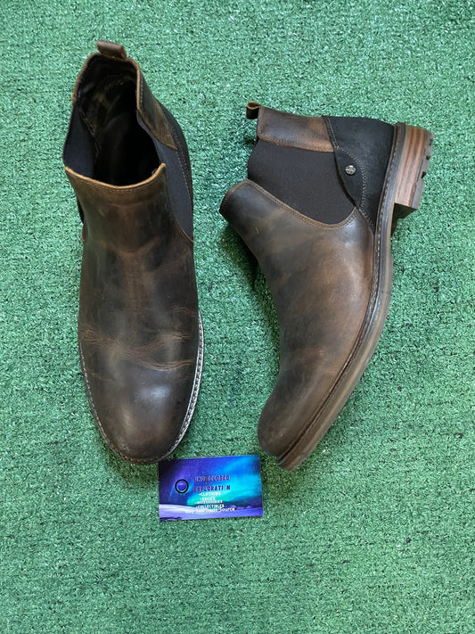 Brown leather Chelsea boots size 10men/11.5women