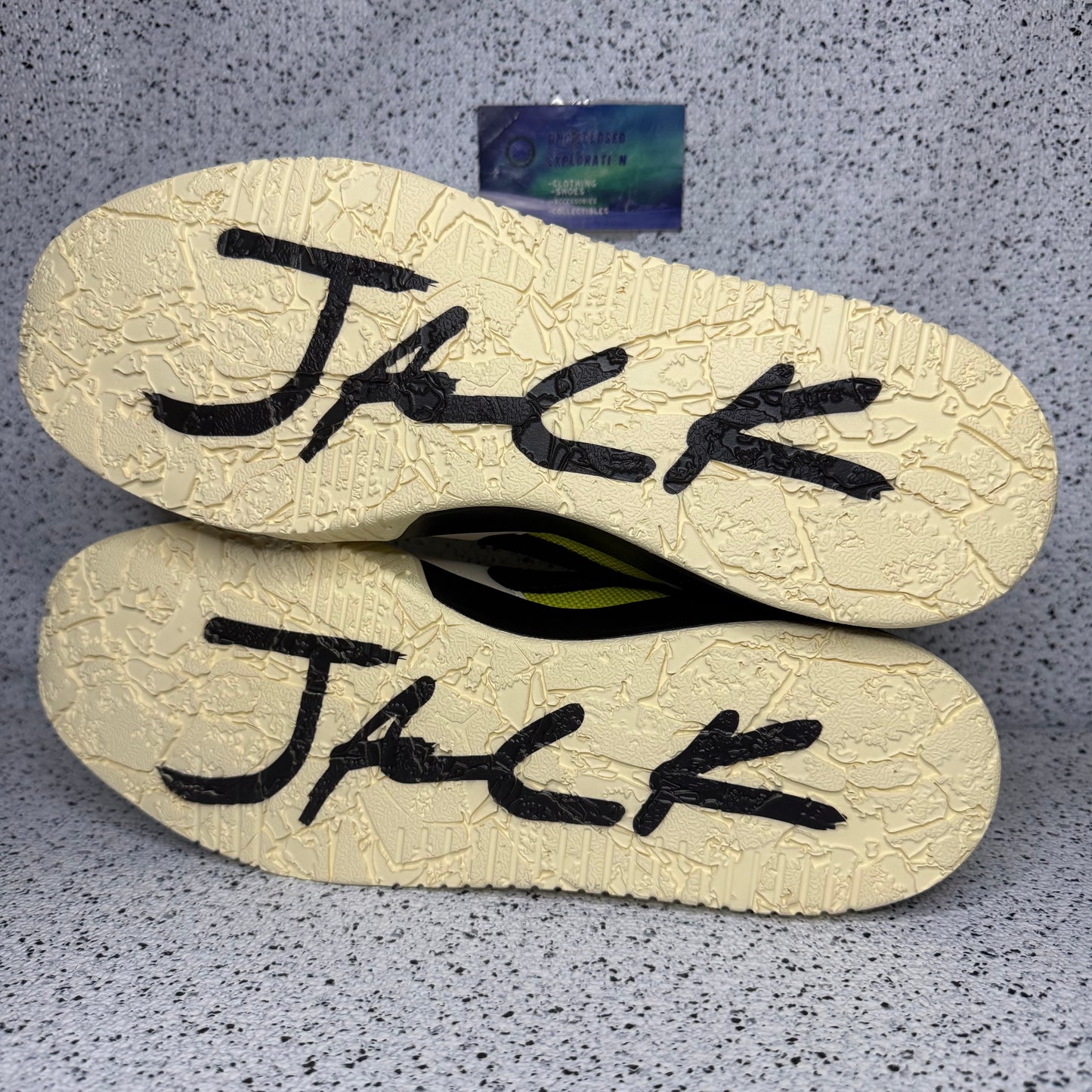 Jordan Jumpman Jack Travis Scott Bright Cactus