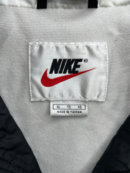 Vintage 1990s Nike big swoosh windbreaker