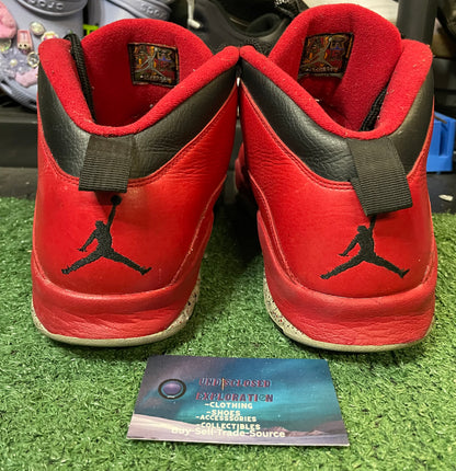Jordan 13 bulls over broadway size 13men/14.5women