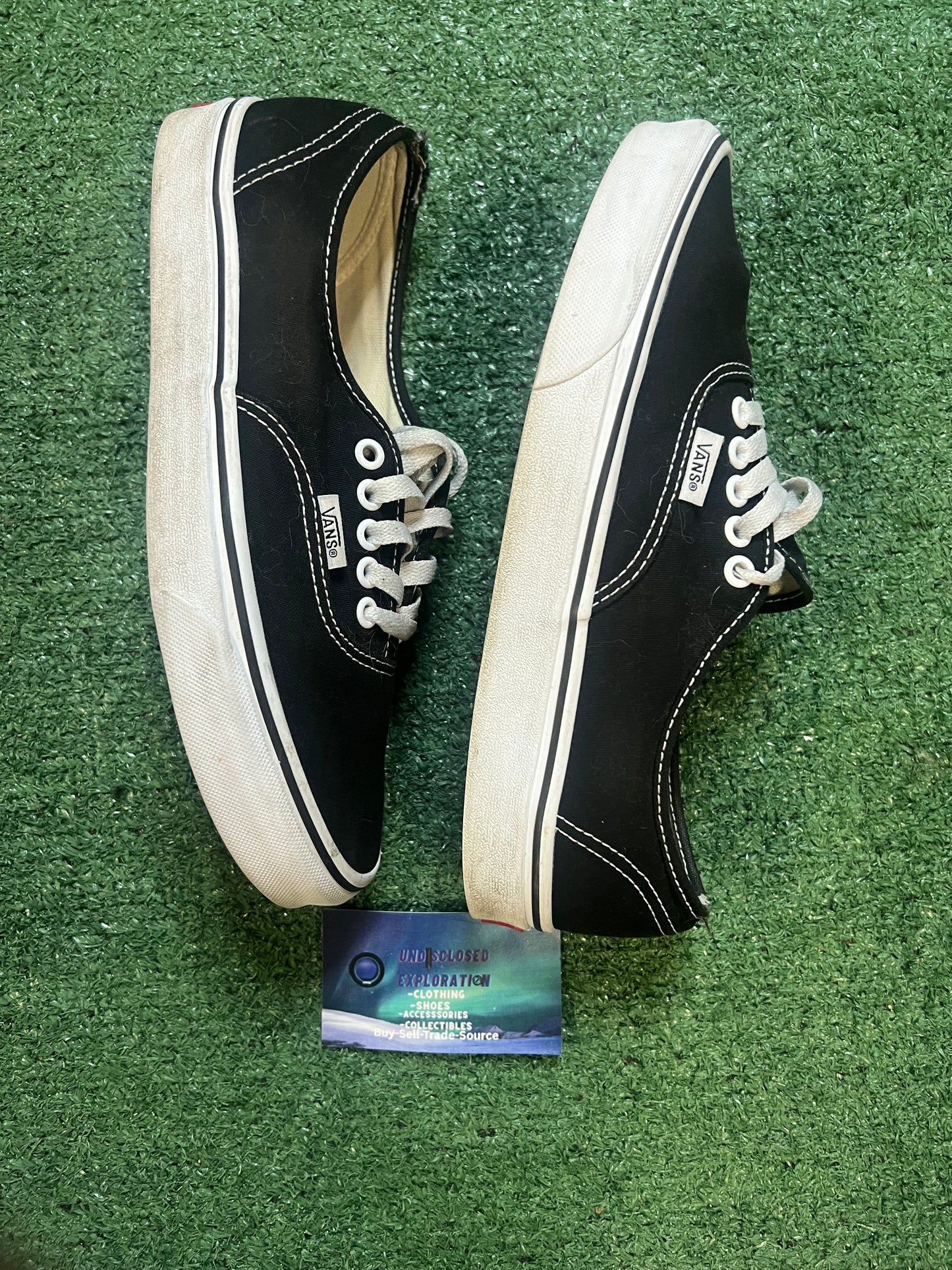 Vans authentic classic black size 7.5men/9women