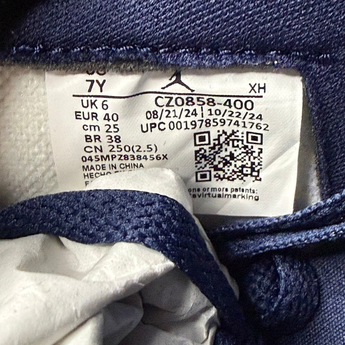 Jordan 1 Low Obsidian