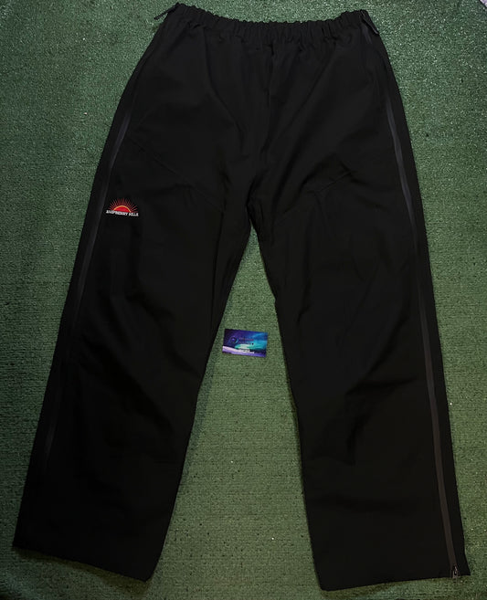 Gv Gallery raspberry hills rain pants