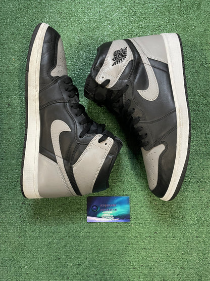 Air Jordan 1 shadow 2018 size 13men/14.5women