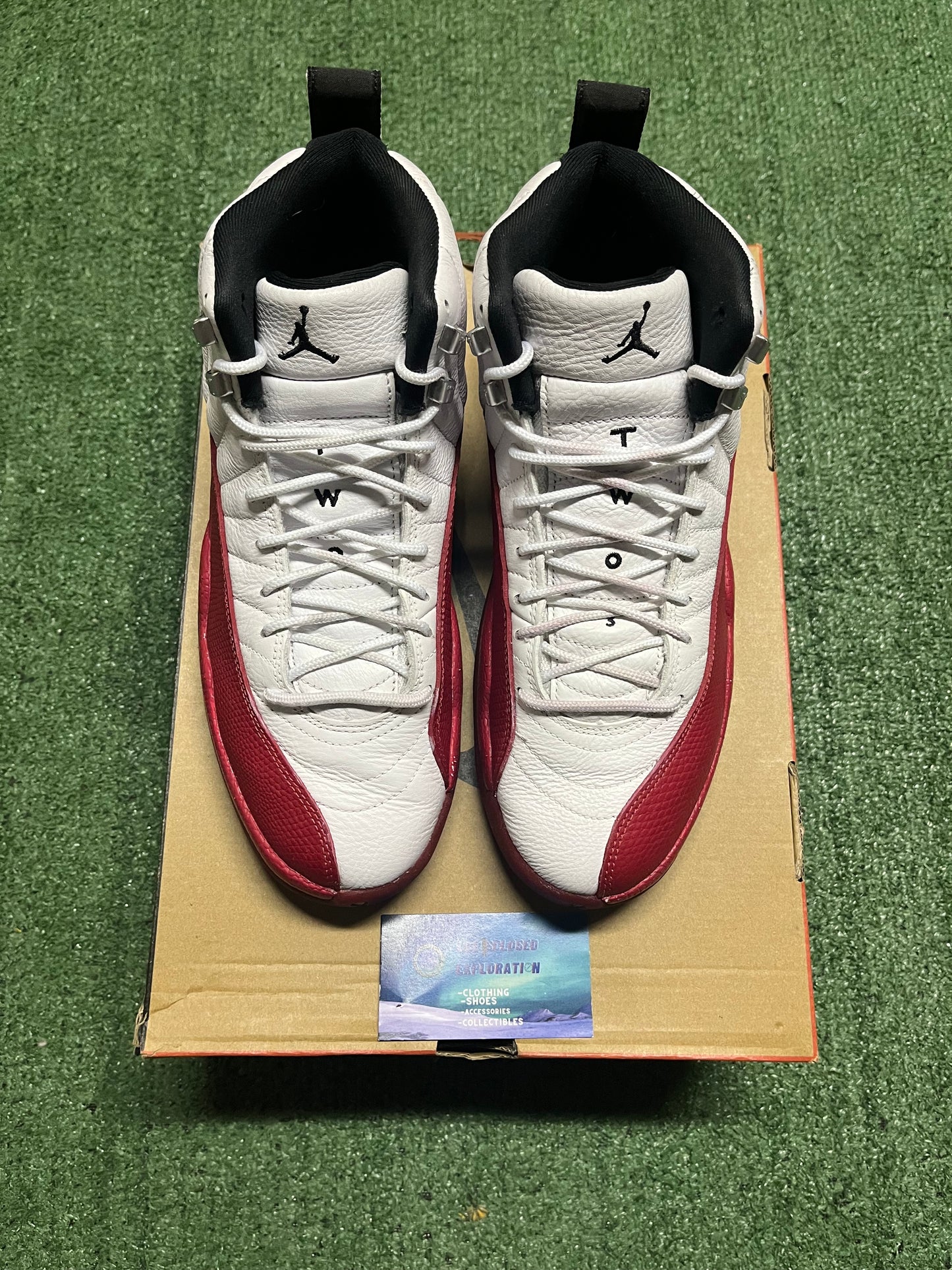 Jordan 12 cherry 2023 size 9men/10.5women