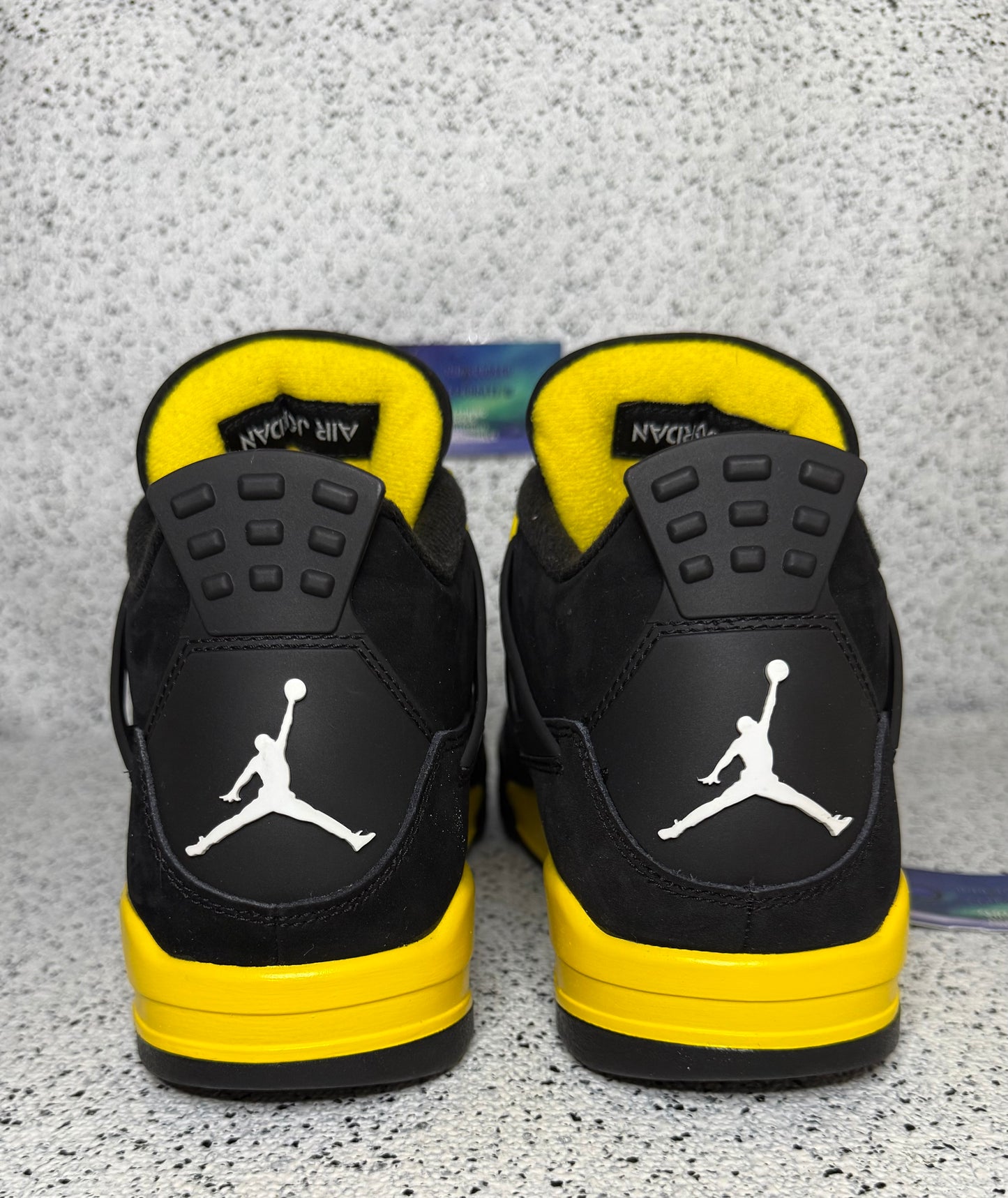 Jordan 4 Thunder 10 Men/11.5 Women “Preowned”
