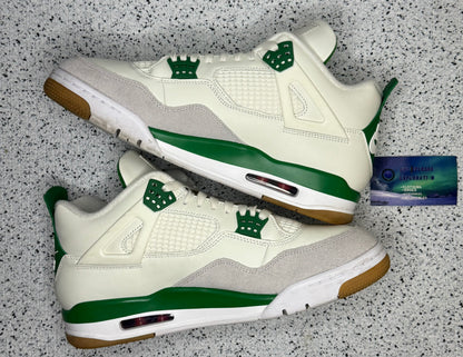 Jordan 4 Pine Green 11.5 Men/13 Women “Preowned”