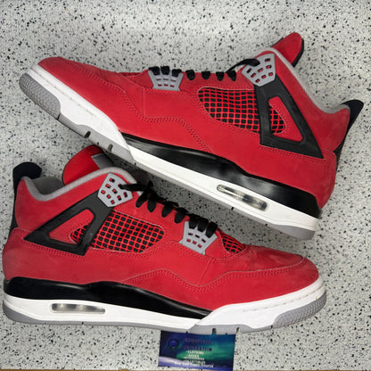 Jordan 4 Toro Bravo 13 Men “Preowned”
