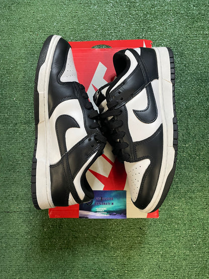Nike Dunk Low black and white panda size 9men/10.5women