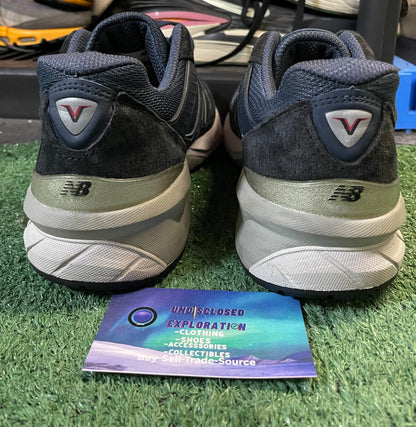 New Balance 990V5 navy blue size 8.5men/10women