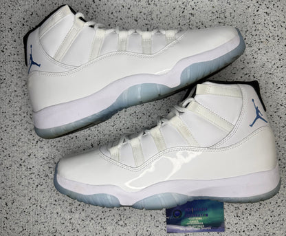 Jordan 11 Legend Blue 10.5 Men/12 Women “Preowned”