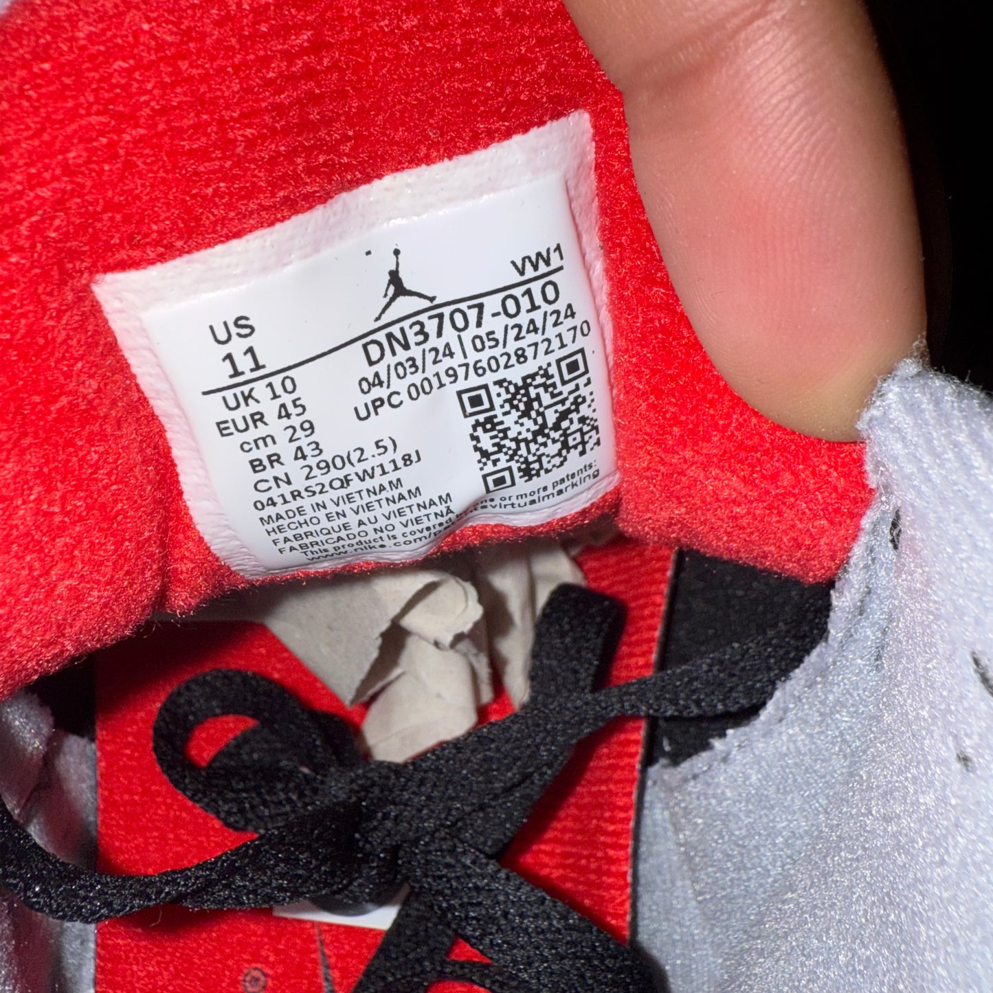Jordan 3 Black Cement