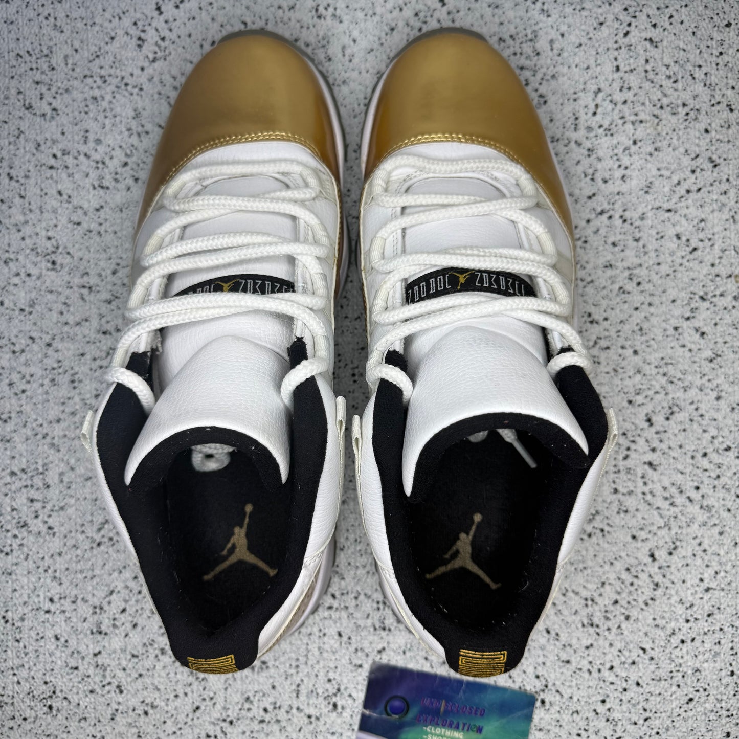 Jordan 11 Low Closing Ceremony 9.5 Men “Preowned”