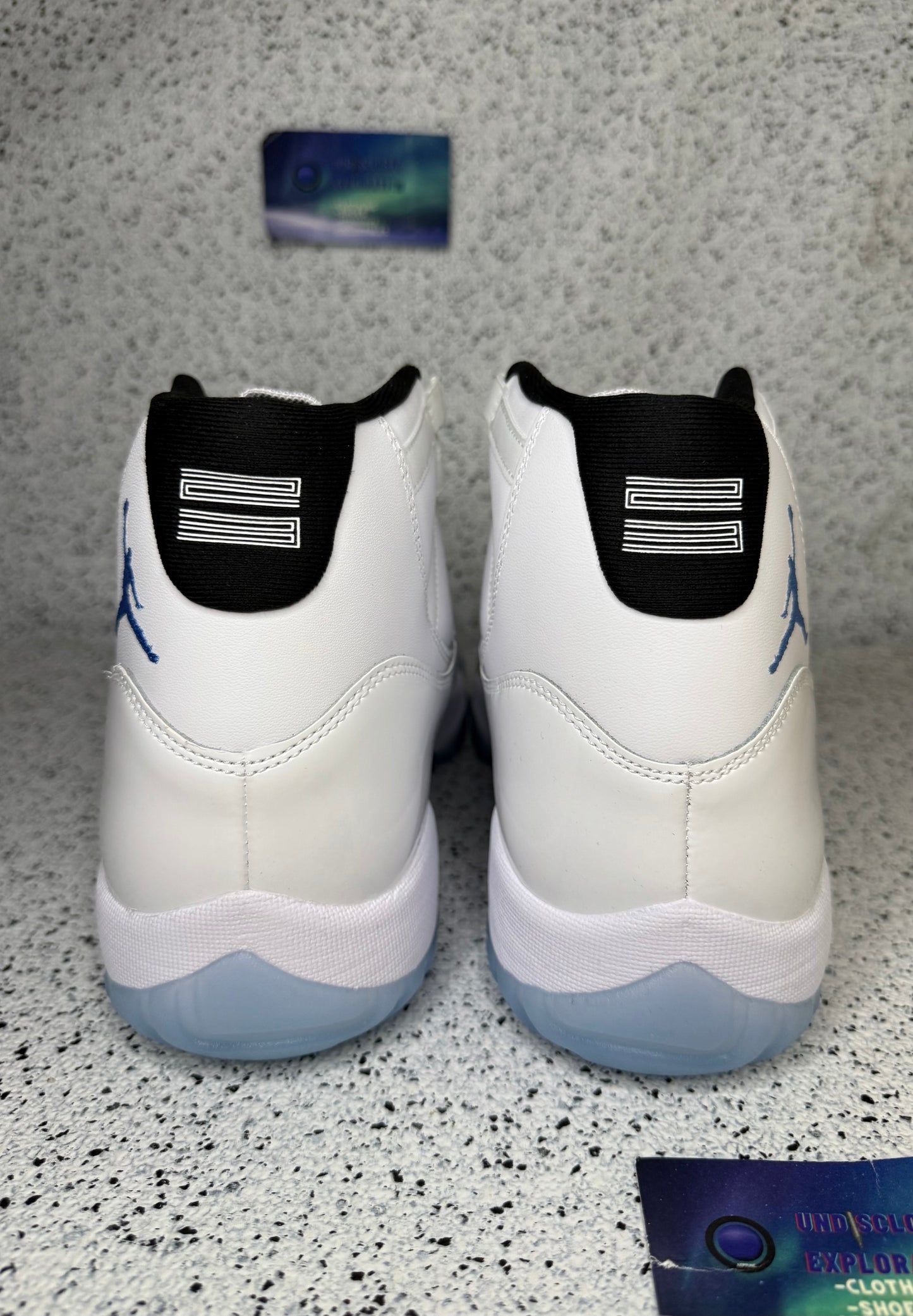 Jordan 11 Legend Blue