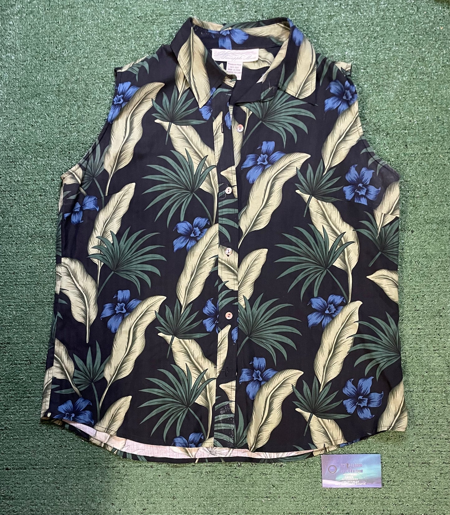 Pineapple Moon floral sleeveless button up