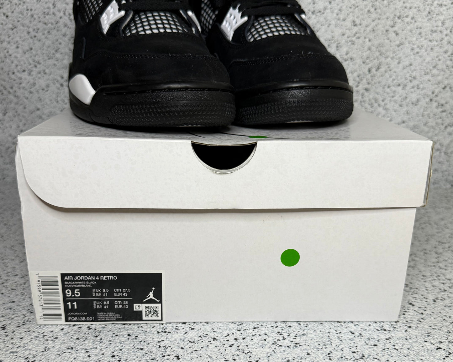Jordan 4 White Thunder 9.5 Men/11 Women “Preowned”