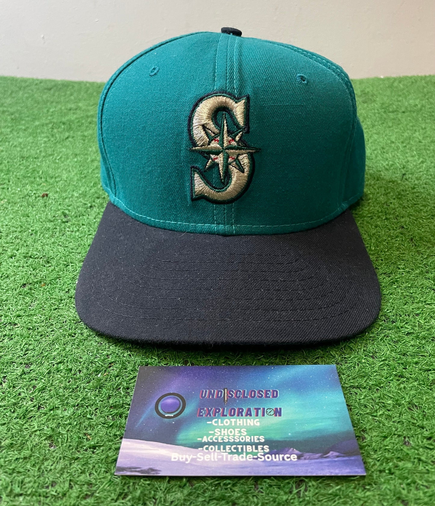 Vintage 1990s Seattle Mariners embroidered teal hat