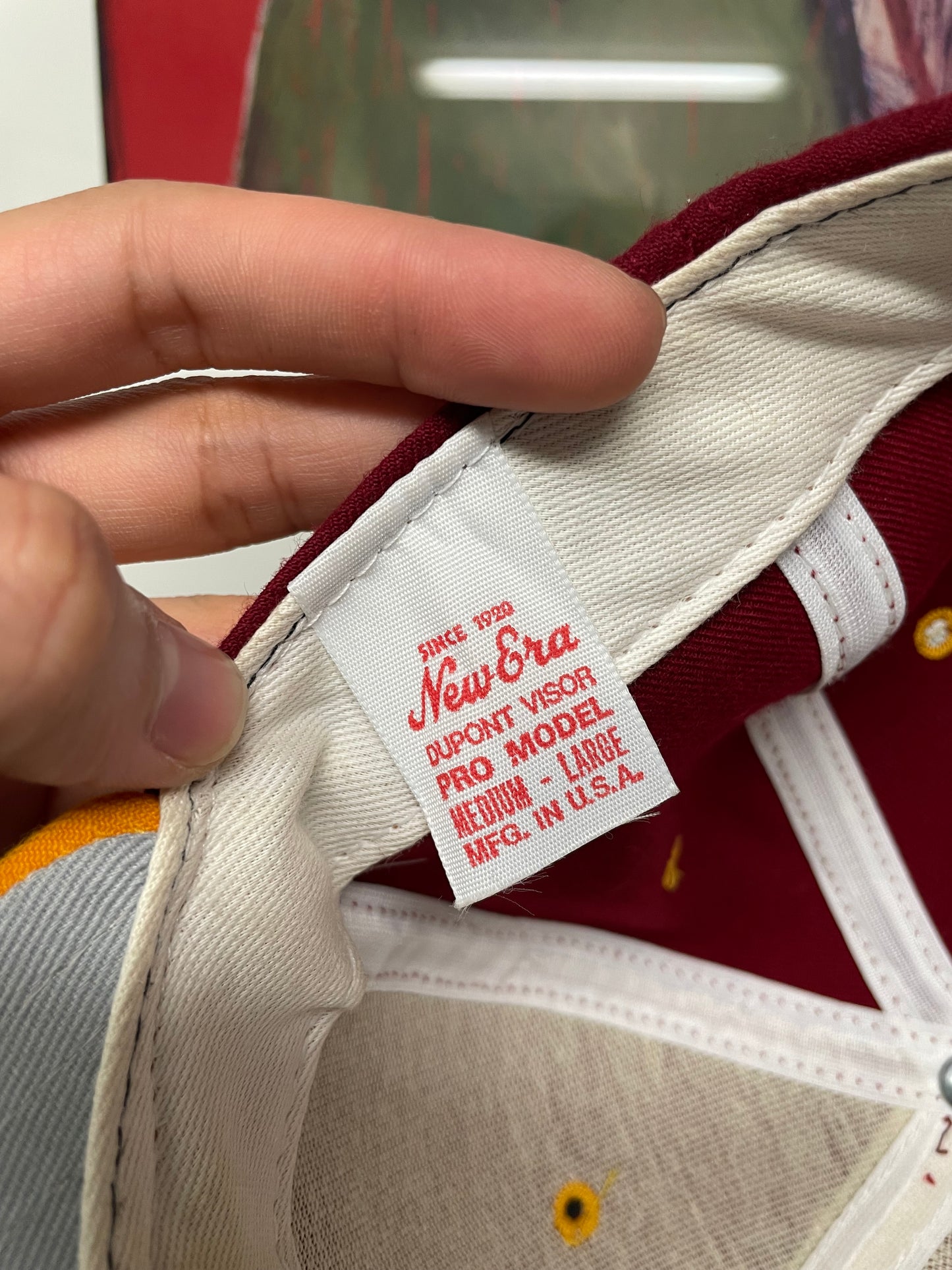 Vintage  1990s USC Trojans red and gold hat
