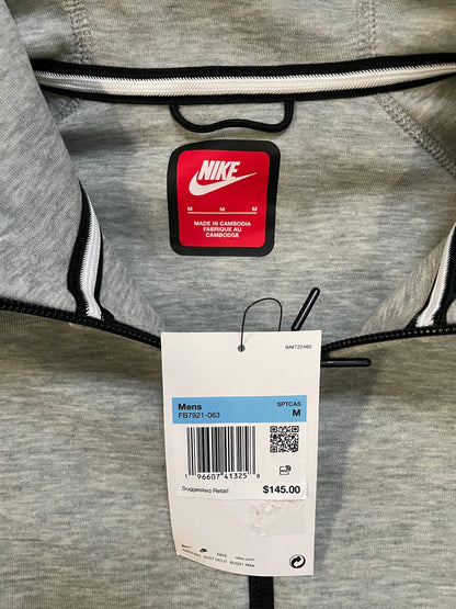 Nike Tech grey sweatsuit