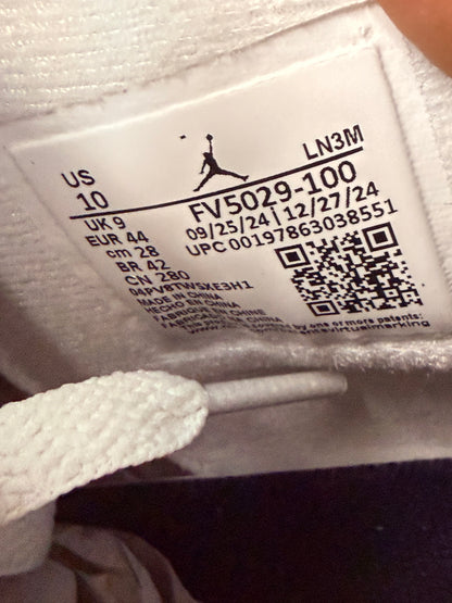Jordan 4 White Cement