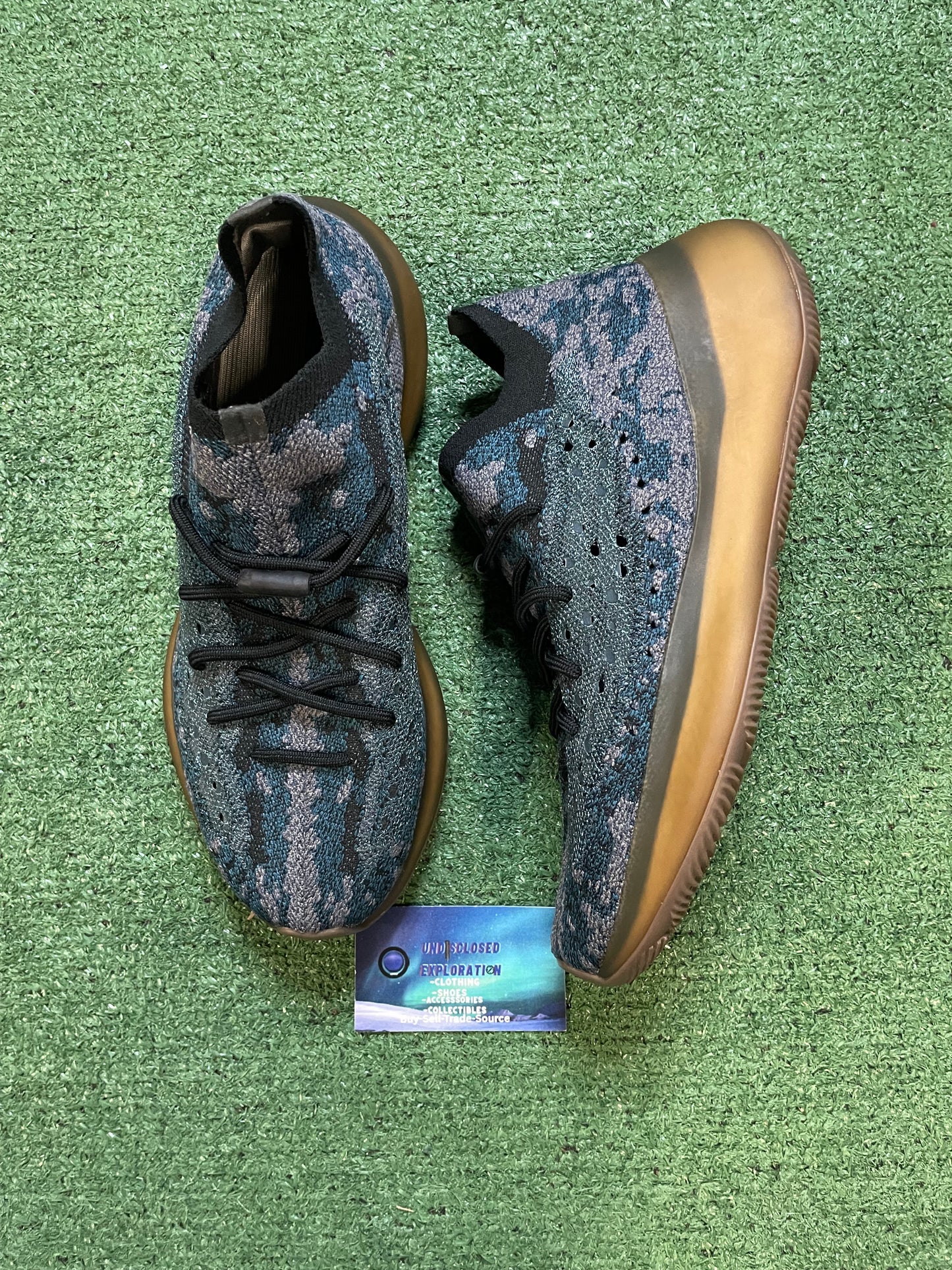 Adidas Yeezy 380 covellite size 10men/11.5women