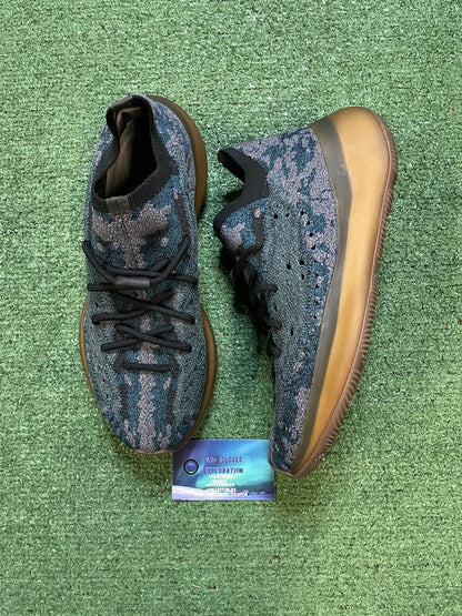 Adidas Yeezy 380 covellite size 10men/11.5women