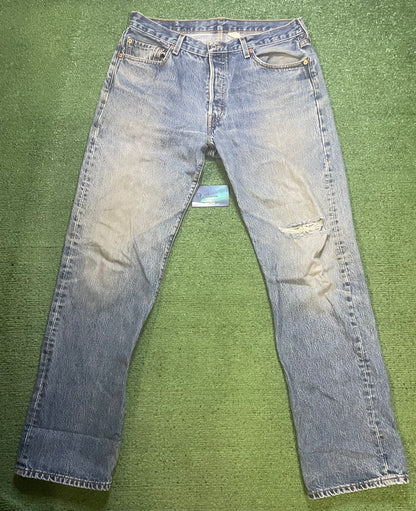 Vintage Levi 501 light wash faded jeans