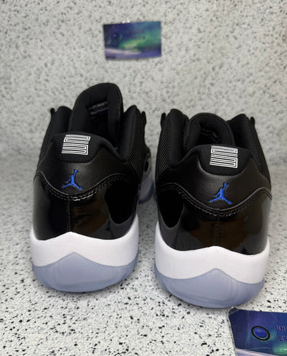 Jordan 11 Low Space Jam