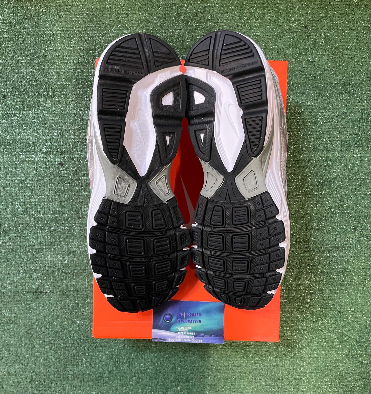 Nike Initiator silver pink