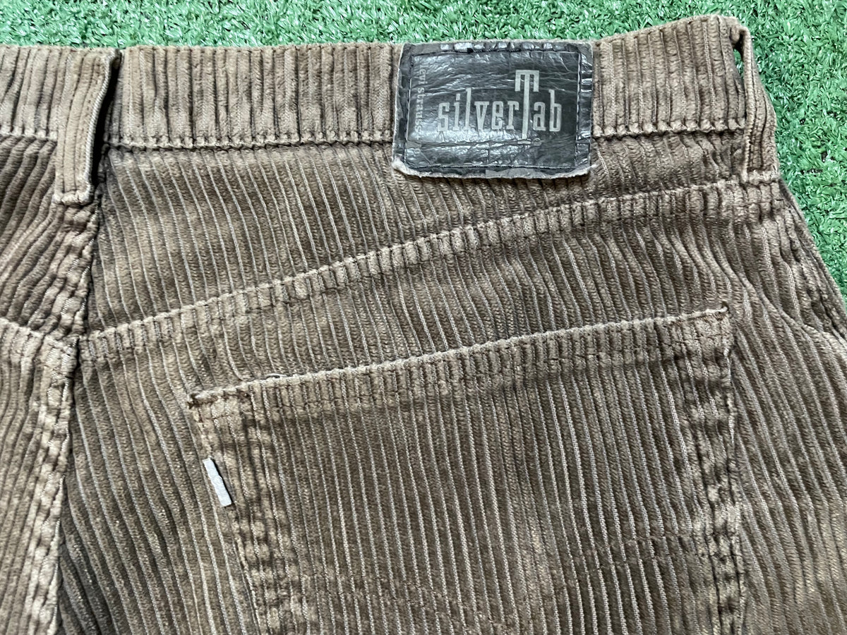 Vintage 1990s Levi’s silver tab brown corduroy jeans