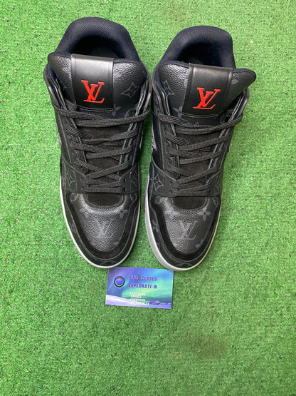 Louis Vuitton Monogram trainer LV7.5 size 9.5men/11women(EU42)