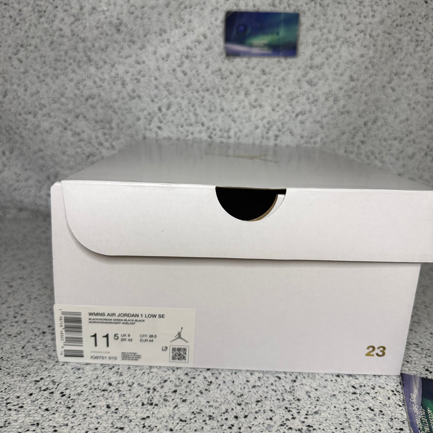 Jordan 1 Low Black Scream Green