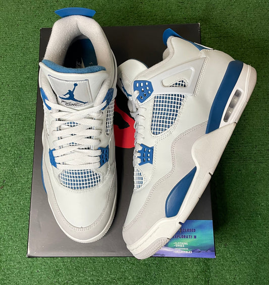 Jordan 4 military 2024 size 12men/13.5women