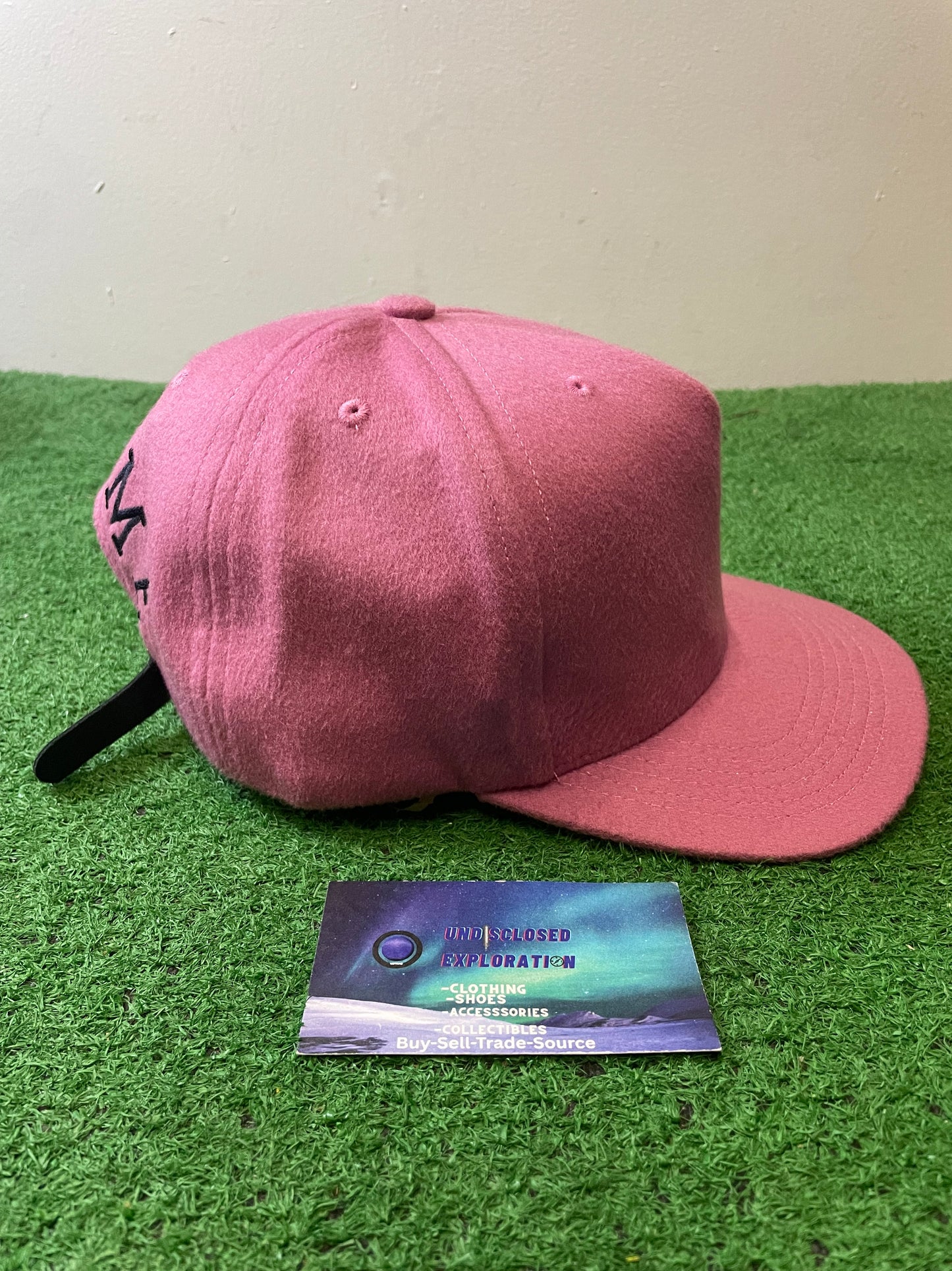 Supreme X loro piana pink wool hat